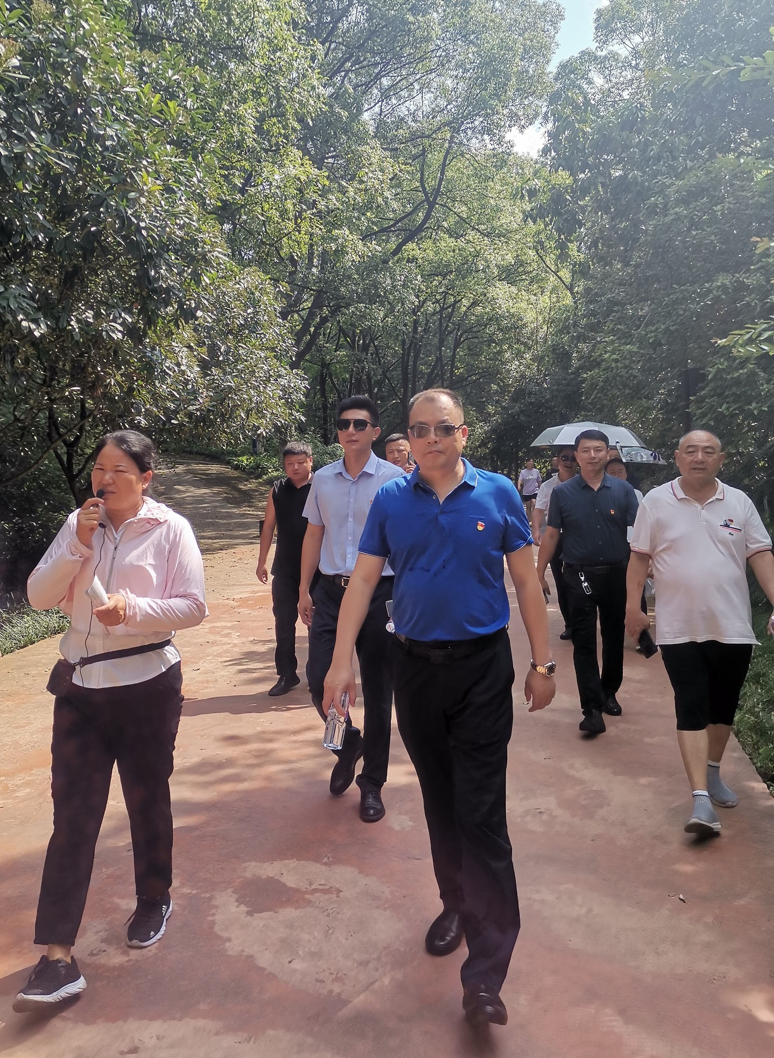 长沙市威龙保安服务有限公司,威龙保安服务,长沙保安公司,湖南保安服务,银行保安,安保公司,明星安保
